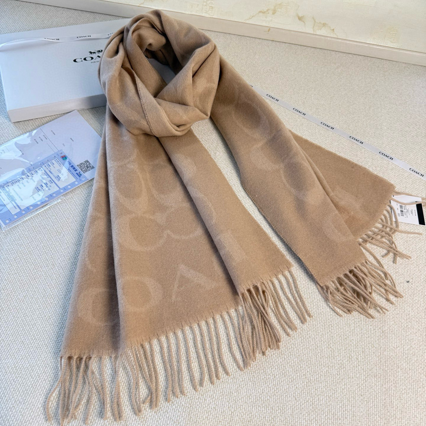 🆕【COCAH · 蔻驰经典标志大尺寸围巾】专柜都在抢货的节奏❗️【高端原版尾单全套辅料齐全】Coach