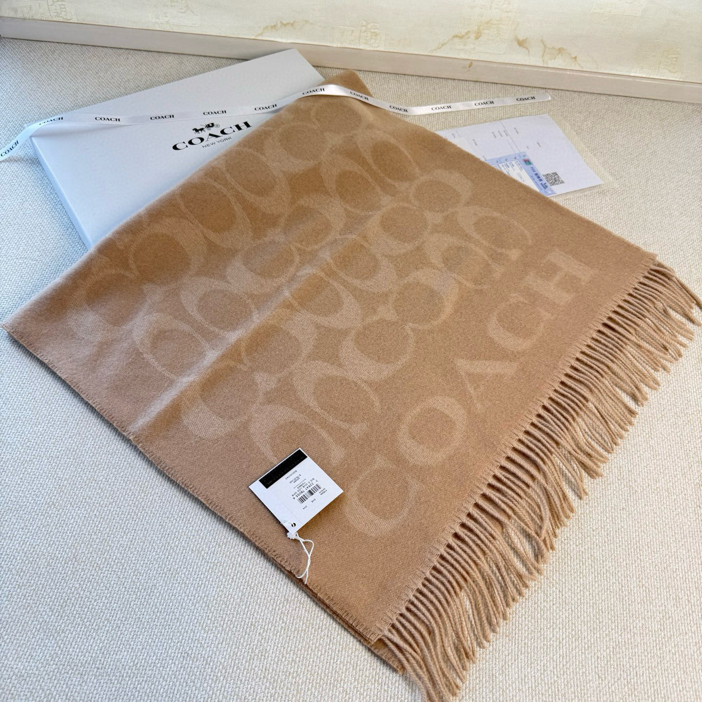 🆕【COCAH · 蔻驰经典标志大尺寸围巾】专柜都在抢货的节奏❗️【高端原版尾单全套辅料齐全】Coach