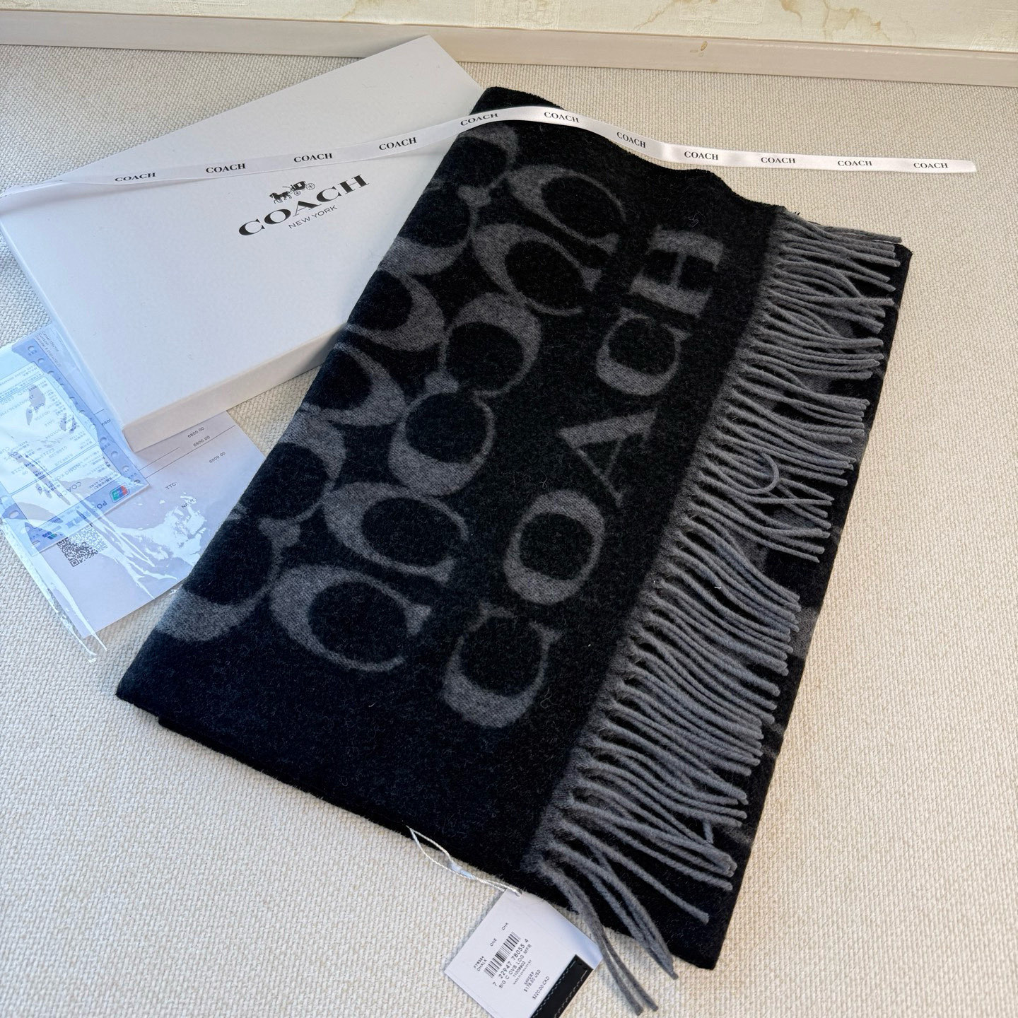 🆕【COCAH · 蔻驰经典标志大尺寸围巾】专柜都在抢货的节奏❗️【高端原版尾单全套辅料齐全】Coach