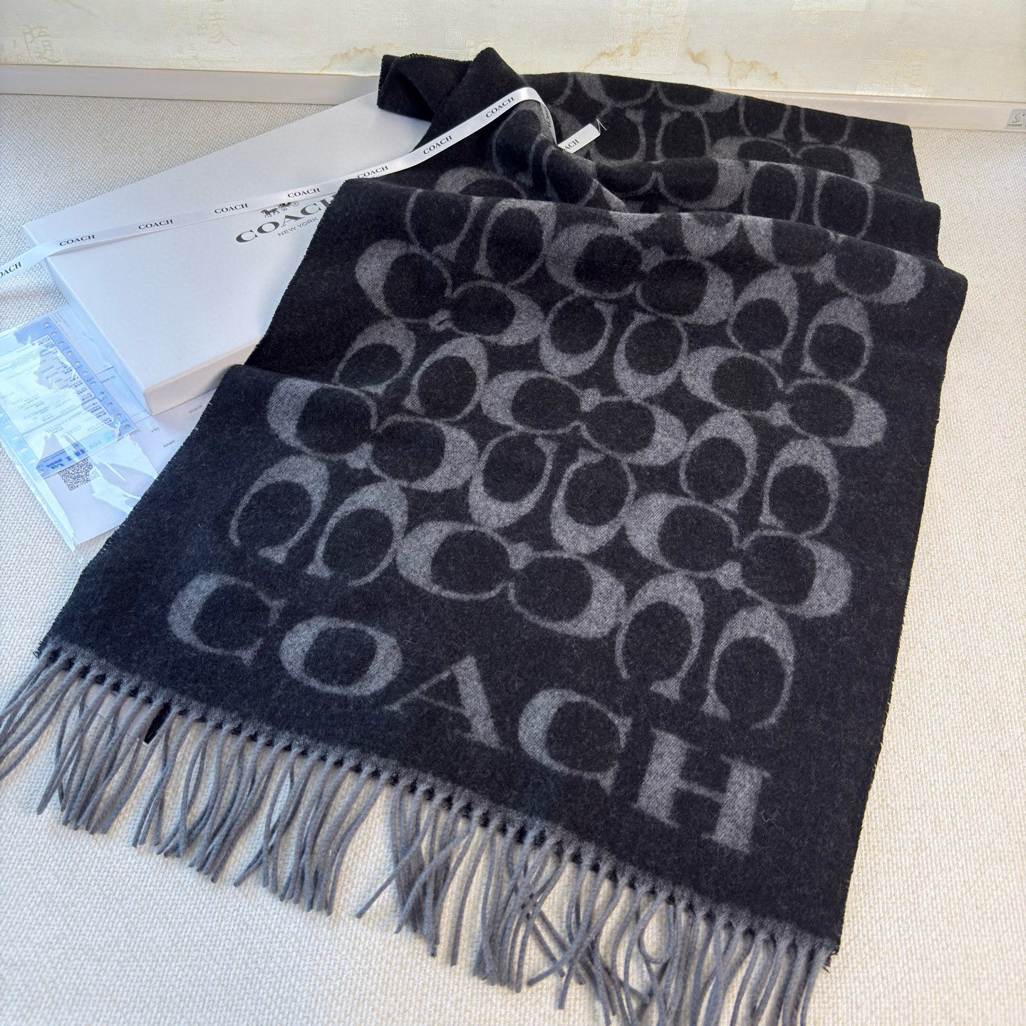 🆕【COCAH · 蔻驰经典标志大尺寸围巾】专柜都在抢货的节奏❗️【高端原版尾单全套辅料齐全】Coach