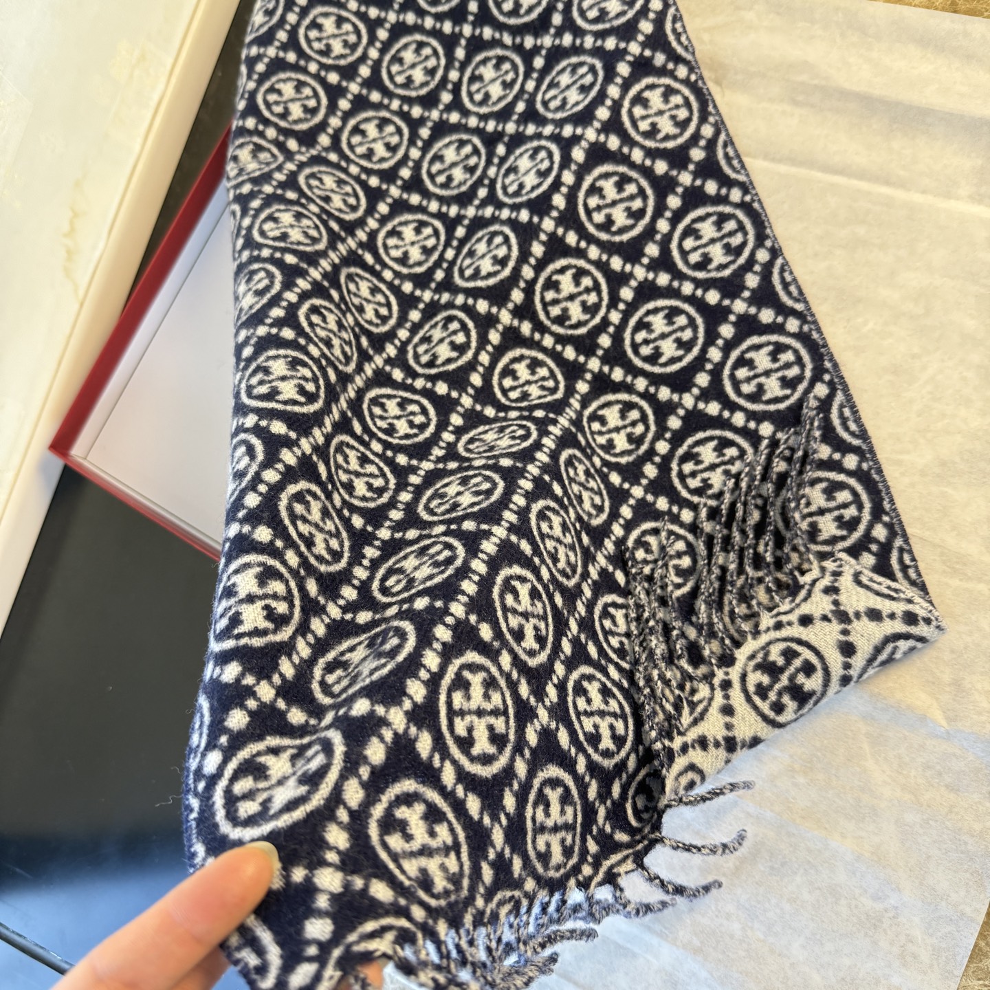 🆕【TORY BURCH · 托里伯奇】专柜同步上新❗️很幸运拿到這个品牌的东西，真的不多见，很少在国內