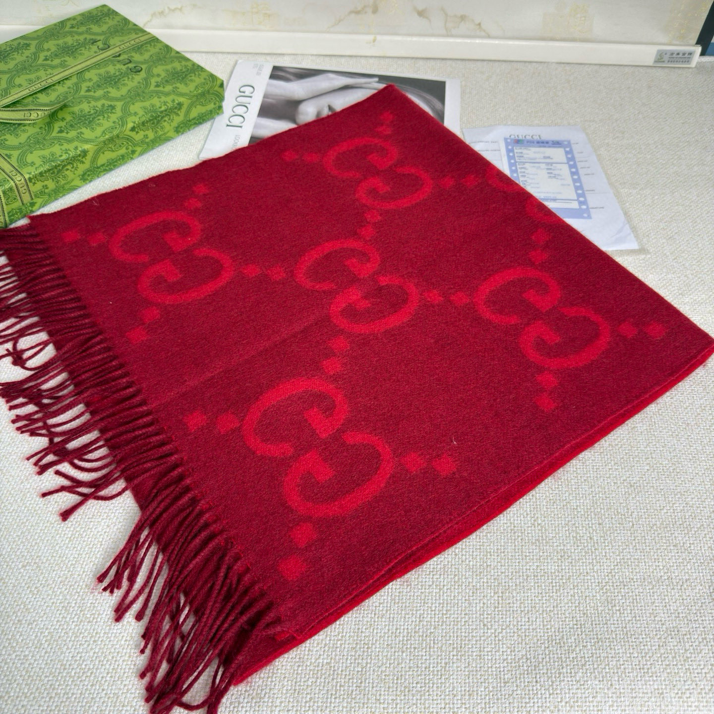 🆕Gucci大G双面羊绒围巾 Size：45*200cm 100%羊绒G家难得纯羊绒出品！超洋气大G提花