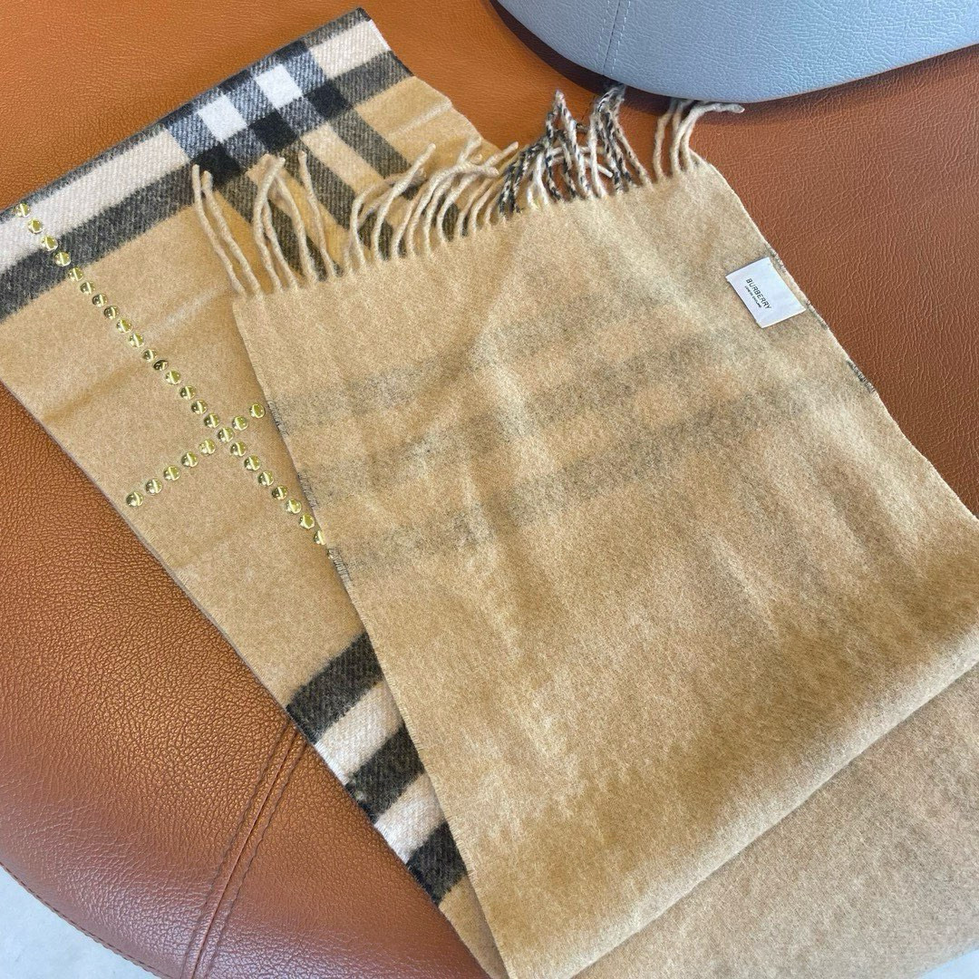 🆕【尖货重磅！冬季NO.1的金字塔单品！】直跺脚地喜欢！！高级又带点时髦的趣味！！老友必收！！！！简直太