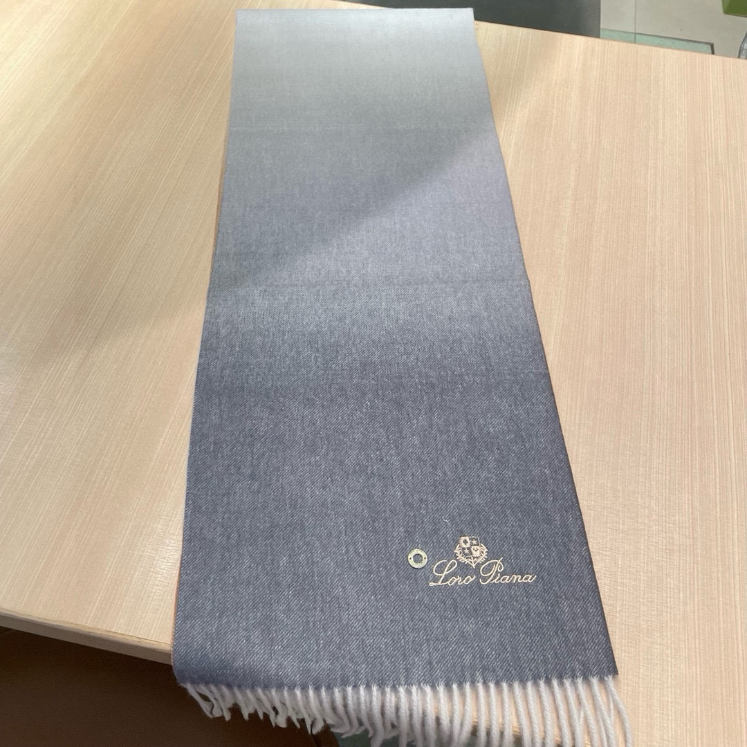 🆕Loro Piana · 诺悠翩雅❗️【贸易公司尾单，极品山羊绒围巾披肩】送人自留都太高大上了😍重磅上