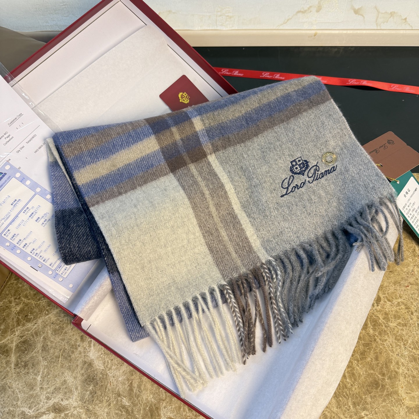 🆕Loro Piana · 诺悠翩雅秋冬新品❗️【极品山羊绒水波纹格纹围巾】送人自留都太高大上了😍重磅上