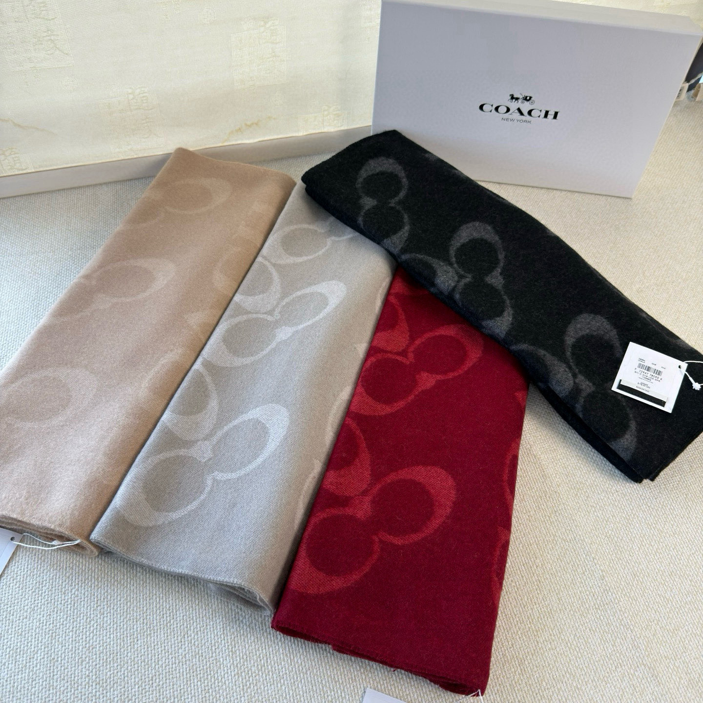 🆕【COCAH · 蔻驰经典斜纹字母】专柜都在抢货的节奏❗️【高端原版尾单全套辅料齐全】Coach经典斜