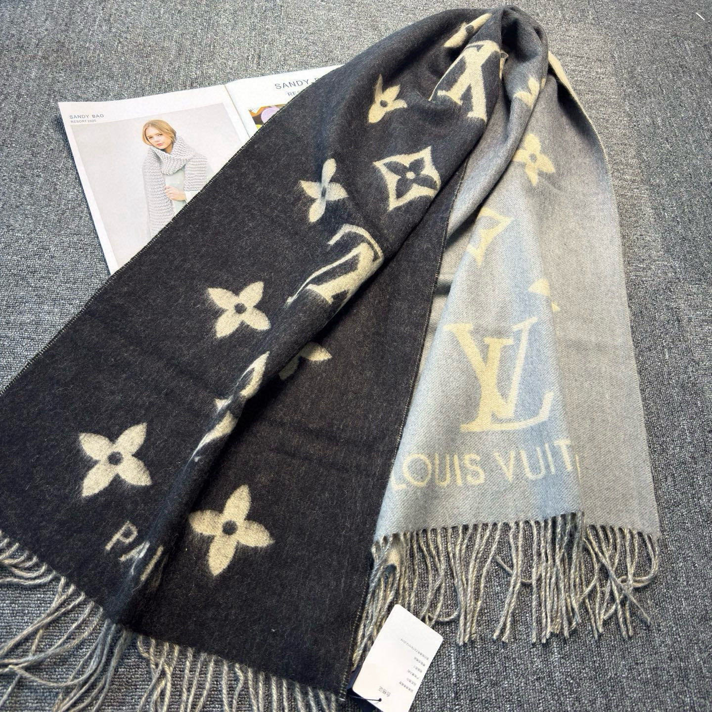 🆕【M70869】Louis Vuitton · REYKJAVIK GRADIENT渐变羊绒围巾❗️【