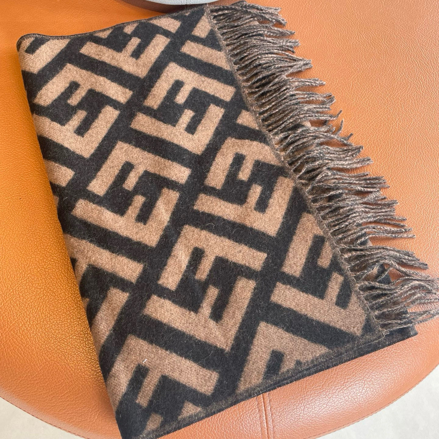 🆕 FENDI · 芬迪❗️最能碰撞出高级感❗️双F绝对是今年时尚圈最炙手可热的潮流风向标❗️最流行的老