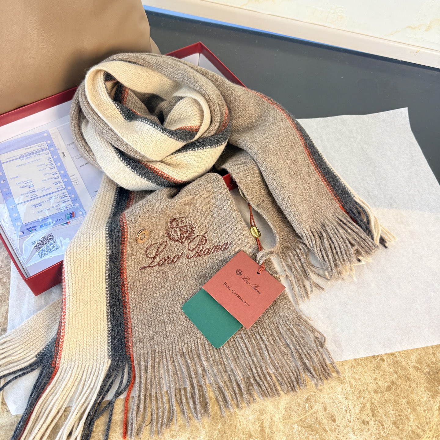 🆕Loro Piana · 诺悠翩雅秋冬新品羊绒针织围巾！出口尾单，客供顶级纱线！这款织法比较难，又很费