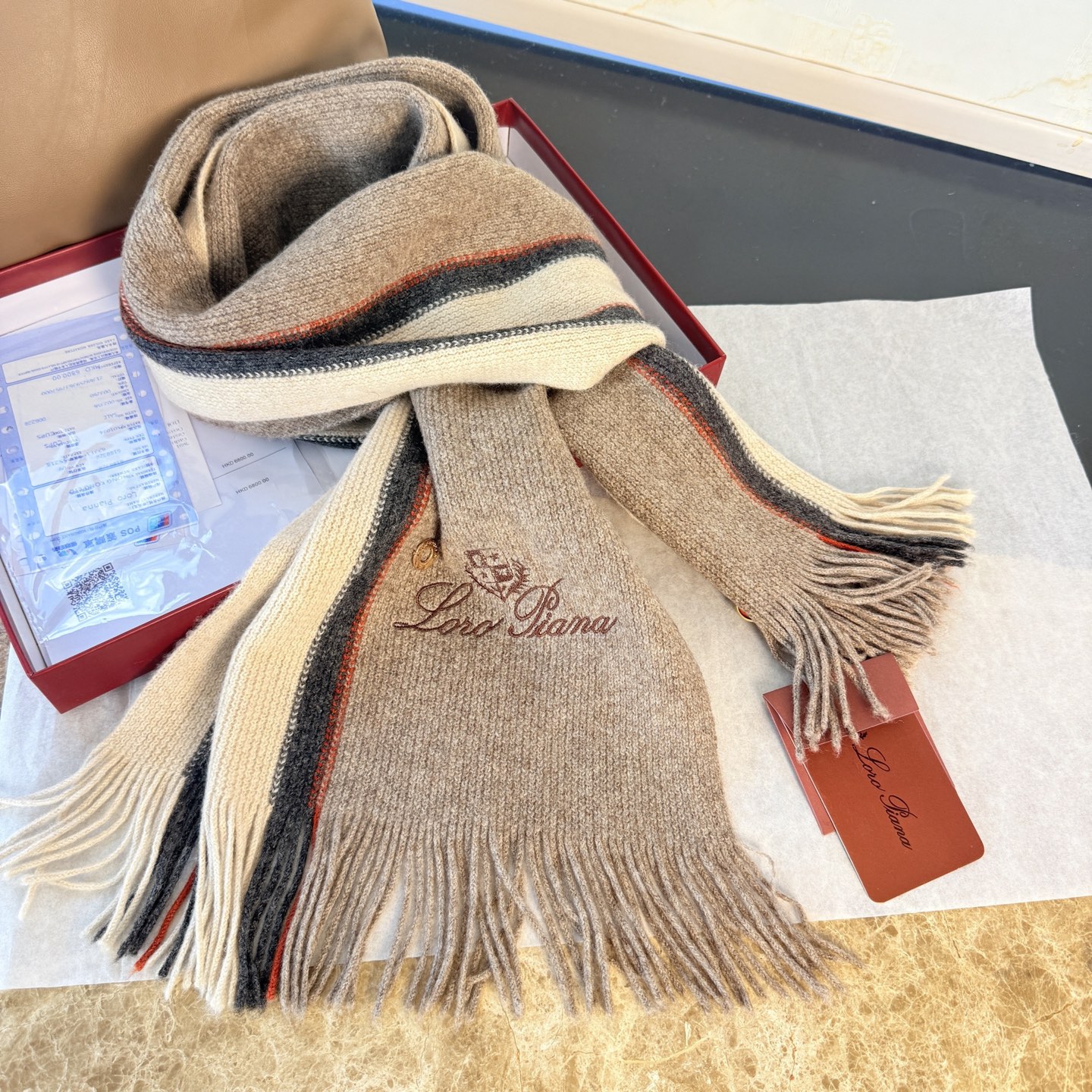 🆕Loro Piana · 诺悠翩雅秋冬新品羊绒针织围巾！出口尾单，客供顶级纱线！这款织法比较难，又很费