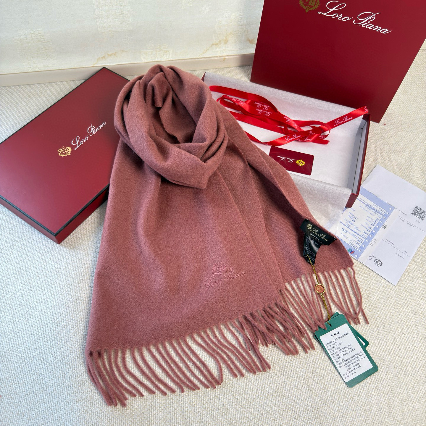 🆕Loro Piana · 诺悠翩雅秋冬新品❗️超级夯货 重磅来袭❗️【极品山羊绒小围巾】送人自留都太高