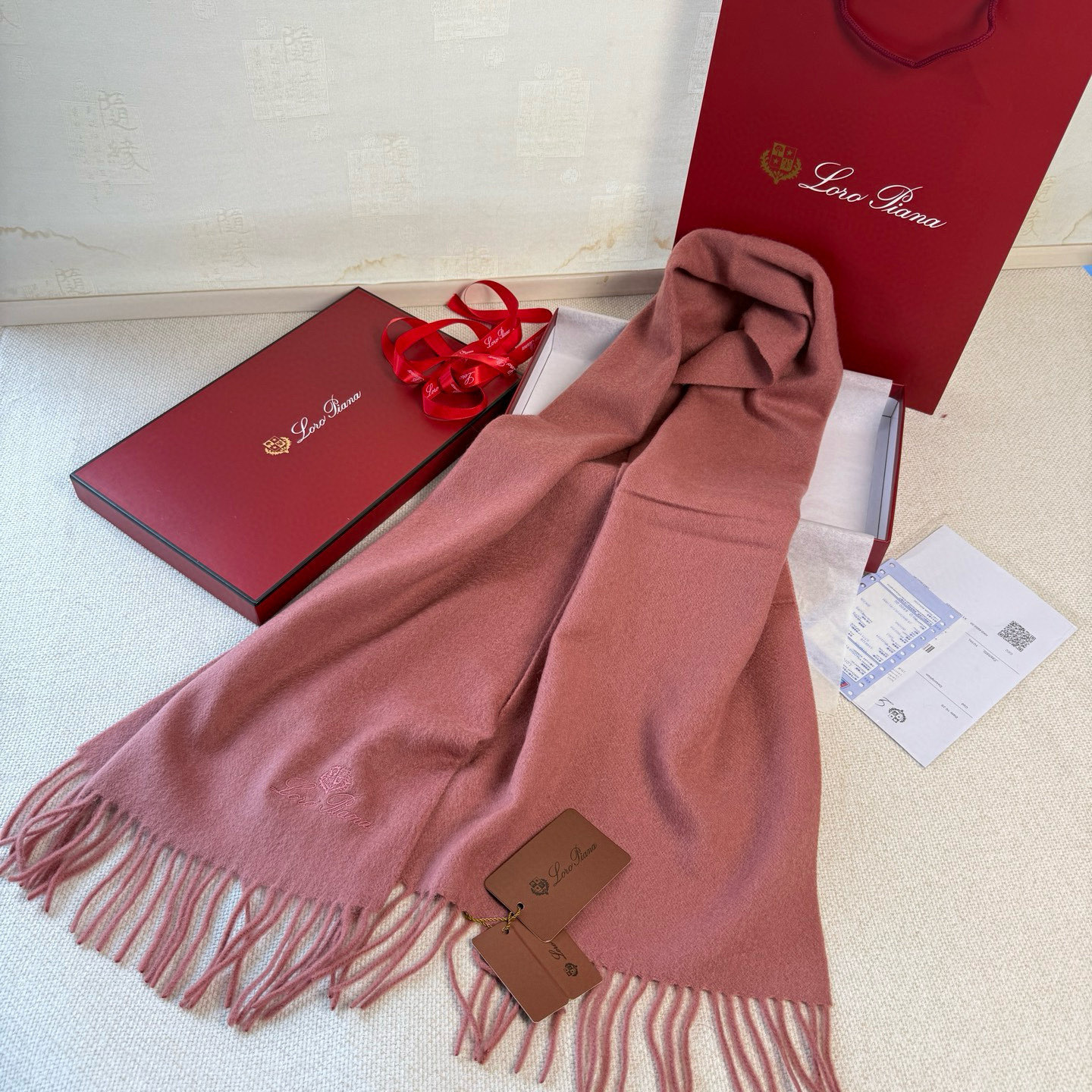 🆕Loro Piana · 诺悠翩雅秋冬新品❗️超级夯货 重磅来袭❗️【极品山羊绒小围巾】送人自留都太高