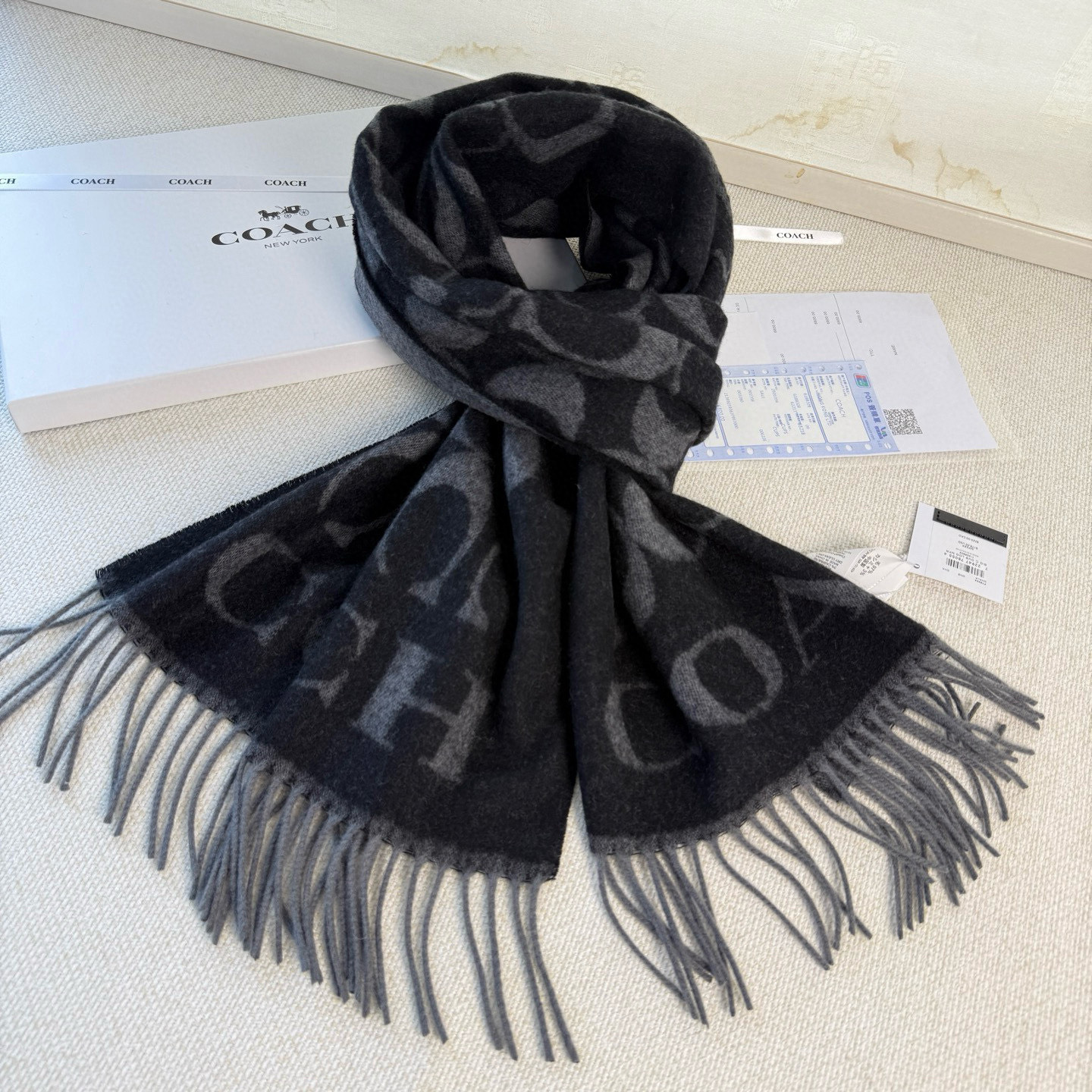 🆕【COCAH · 蔻驰经典标志大尺寸围巾】专柜都在抢货的节奏❗️【高端原版尾单全套辅料齐全】Coach