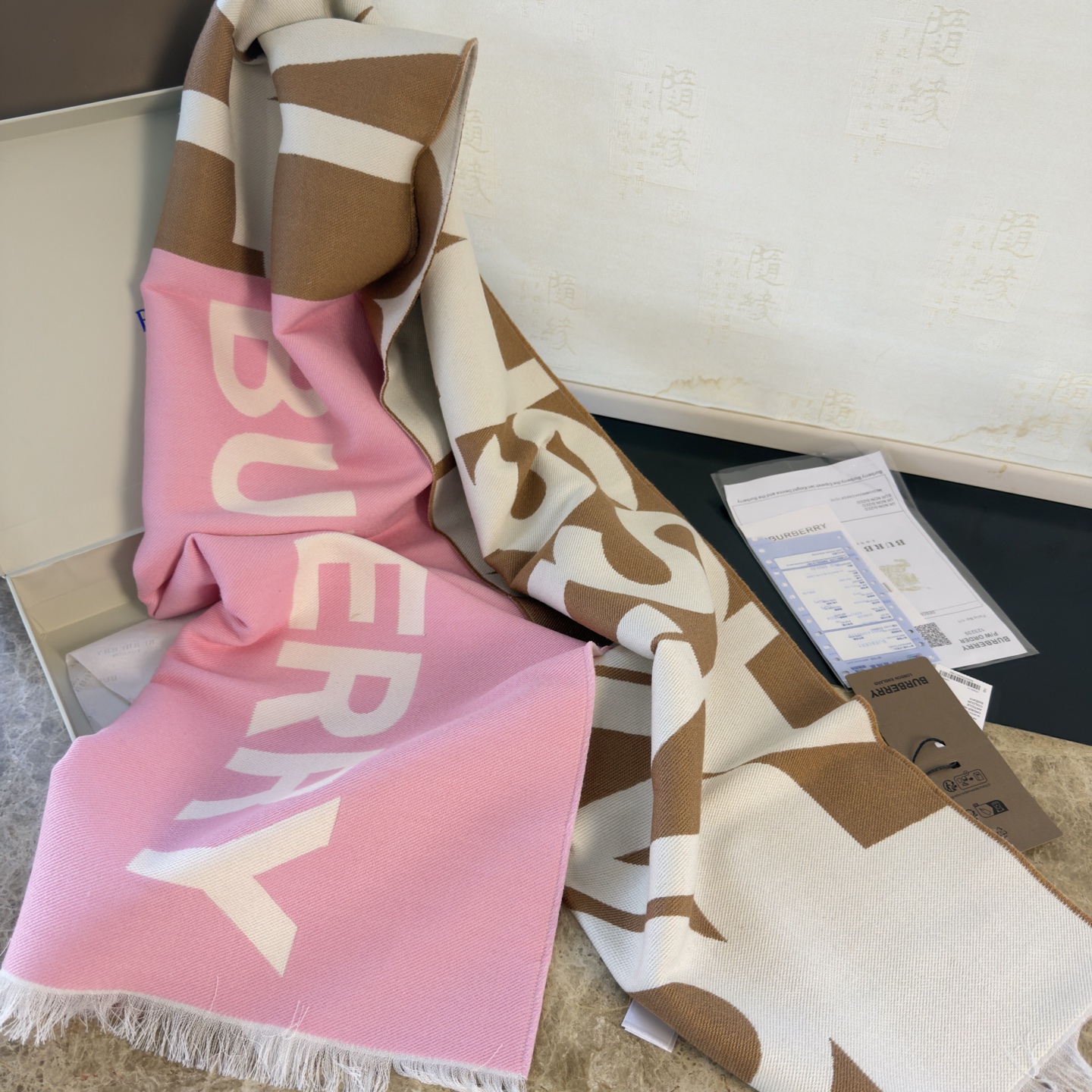 🆕Bur难得尾单，Qc盯了一个月才拿出来的重磅极品好货，国内专柜没上的款，牛气满满TB系列限量款❗️双面