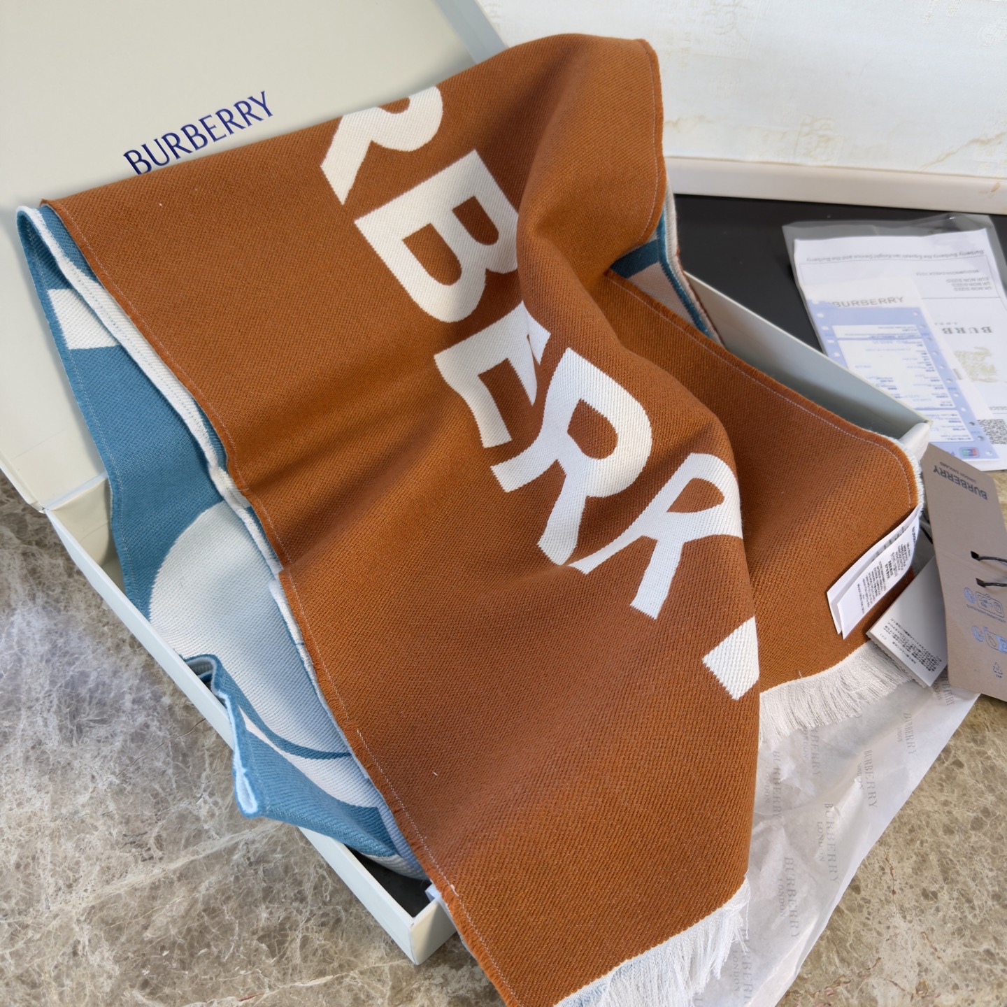 🆕Bur难得尾单，Qc盯了一个月才拿出来的重磅极品好货，国内专柜没上的款，牛气满满TB系列限量款❗️双面