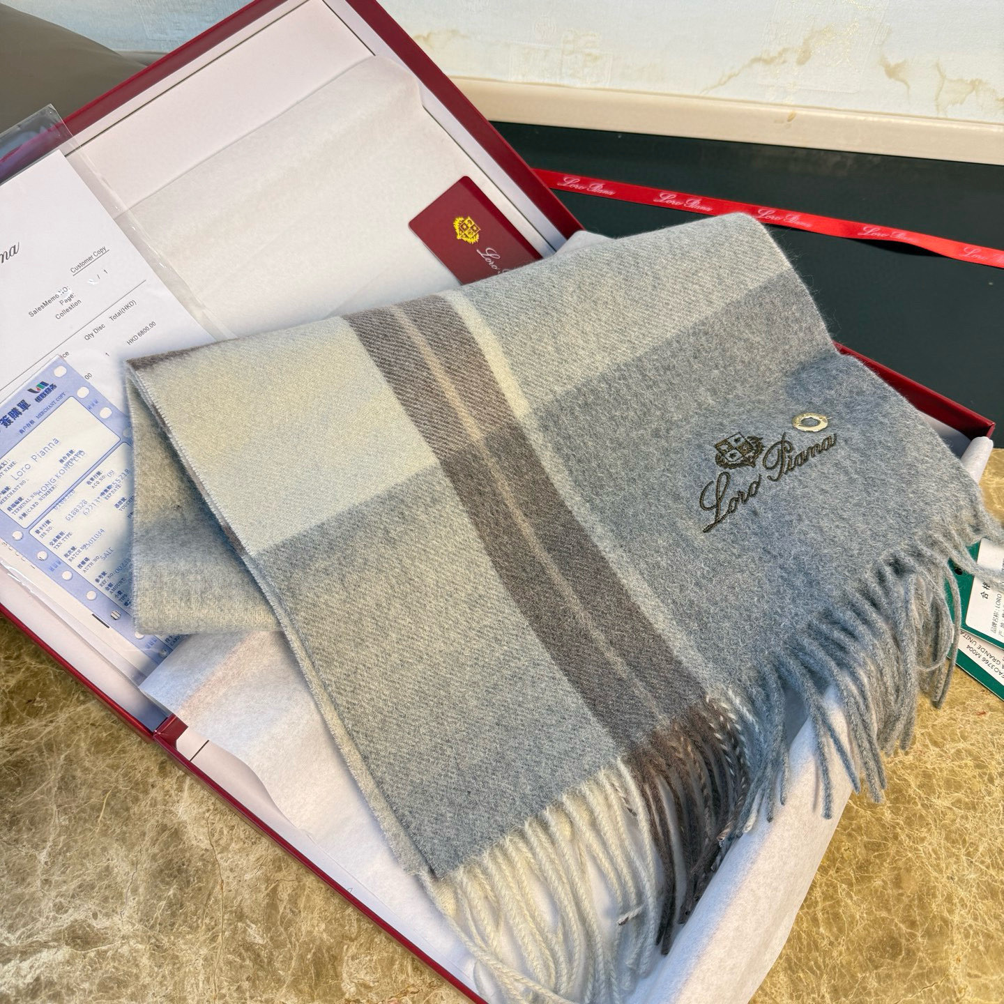 🆕Loro Piana · 诺悠翩雅秋冬新品❗️【极品山羊绒水波纹格纹围巾】送人自留都太高大上了😍重磅上