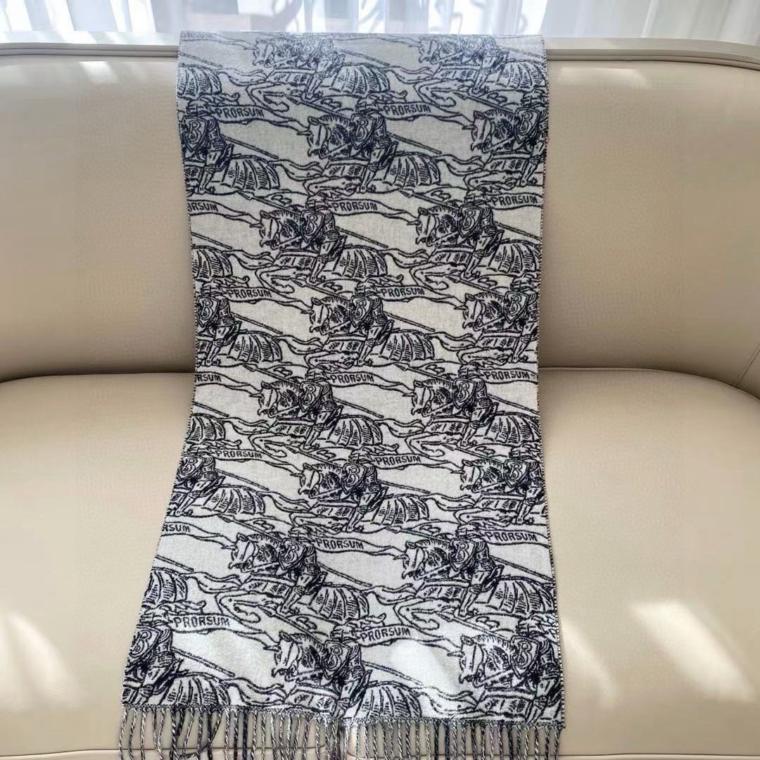 Burberry Bur马术骑士双面披肩 各种 被誉为Burberry今年最美的款 最 的提花马术战马徽标 石色格纹披肩