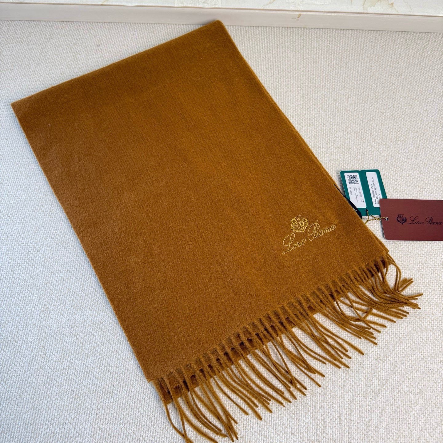 🆕Loro Piana · 诺悠翩雅秋冬新品❗️超级夯货 重磅来袭❗️【极品山羊绒小围巾】送人自留都太高