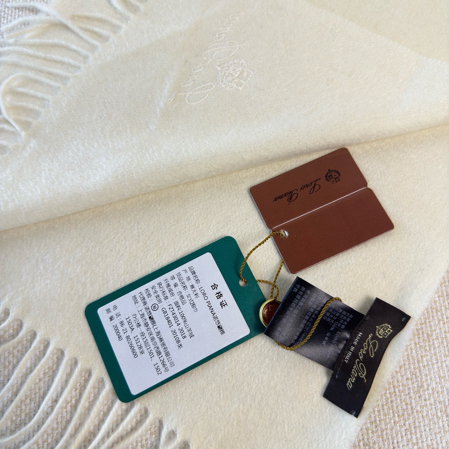 🆕Loro Piana · 诺悠翩雅秋冬新品❗️超级夯货 重磅来袭❗️【极品山羊绒小围巾】送人自留都太高