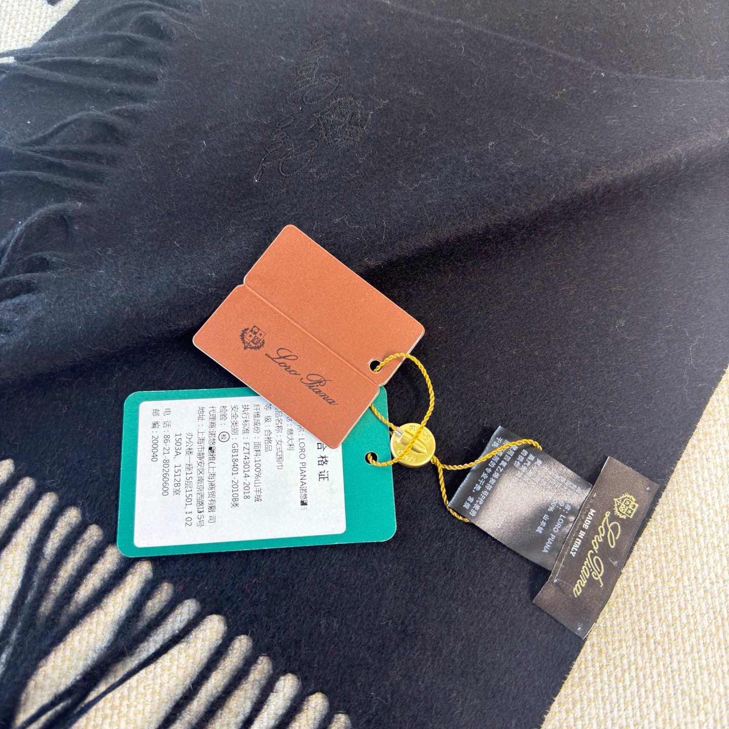 🆕Loro Piana · 诺悠翩雅秋冬新品❗️超级夯货 重磅来袭❗️【极品山羊绒小围巾】送人自留都太高