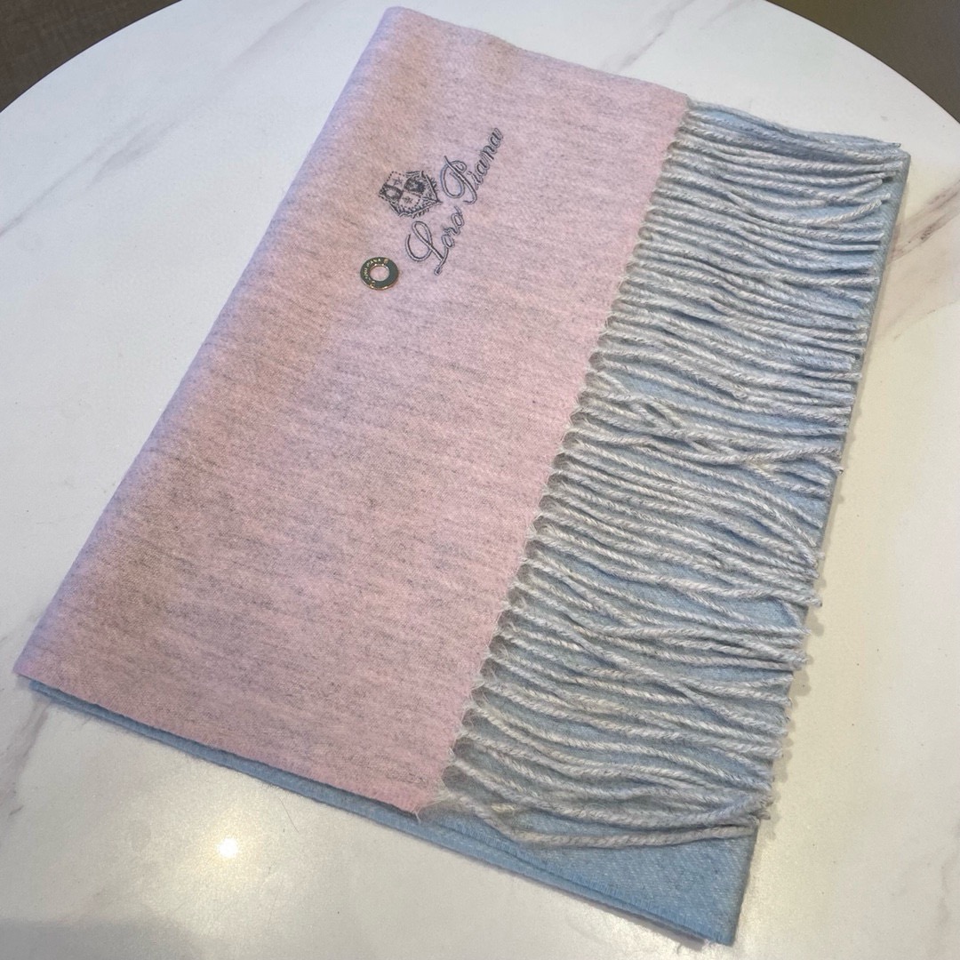 🆕Loro Piana · 诺悠翩雅❗️【贸易公司尾单，极品山羊绒围巾披肩】送人自留都太高大上了😍重磅上