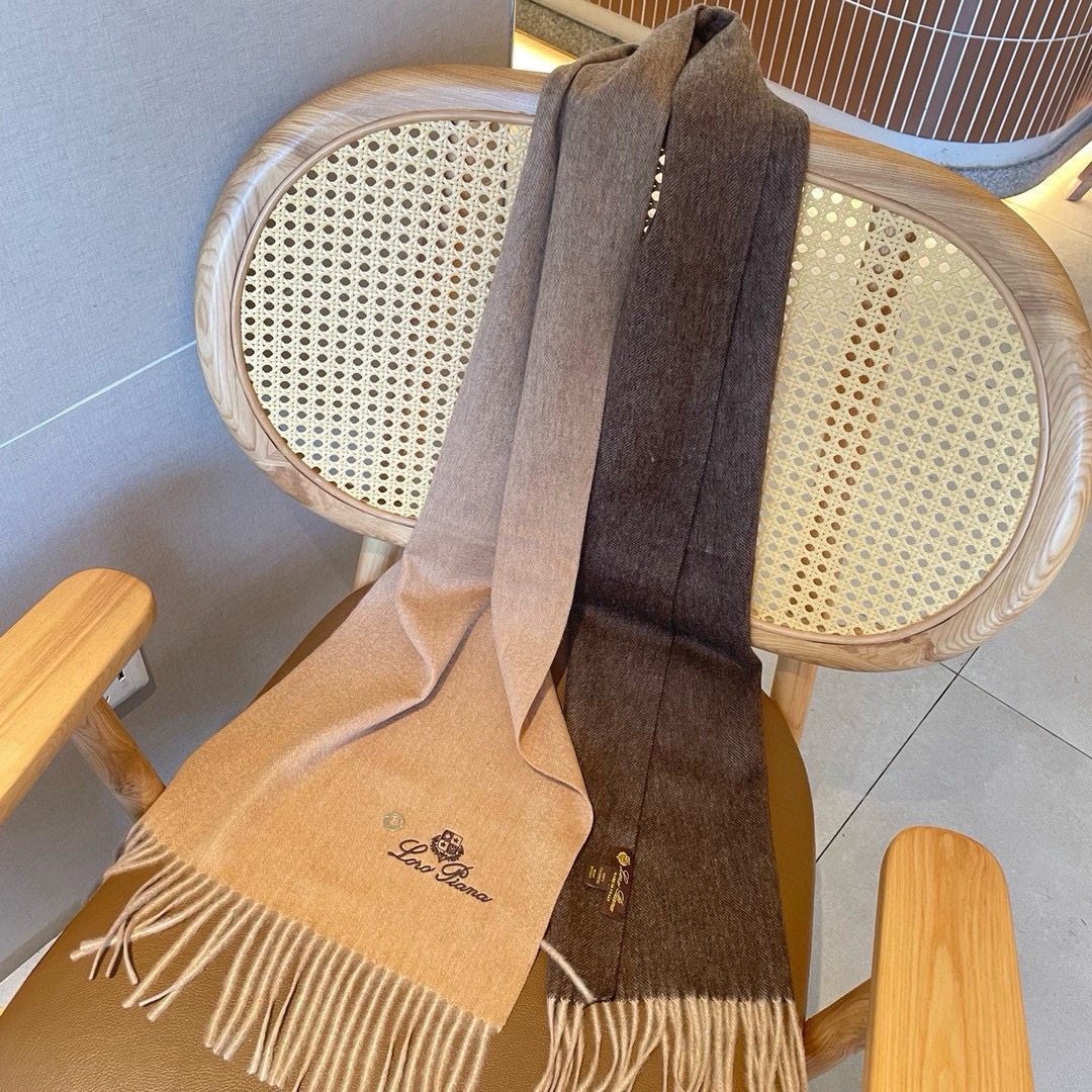🆕Loro Piana · 诺悠翩雅❗️【贸易公司尾单，极品山羊绒围巾披肩】送人自留都太高大上了😍重磅上