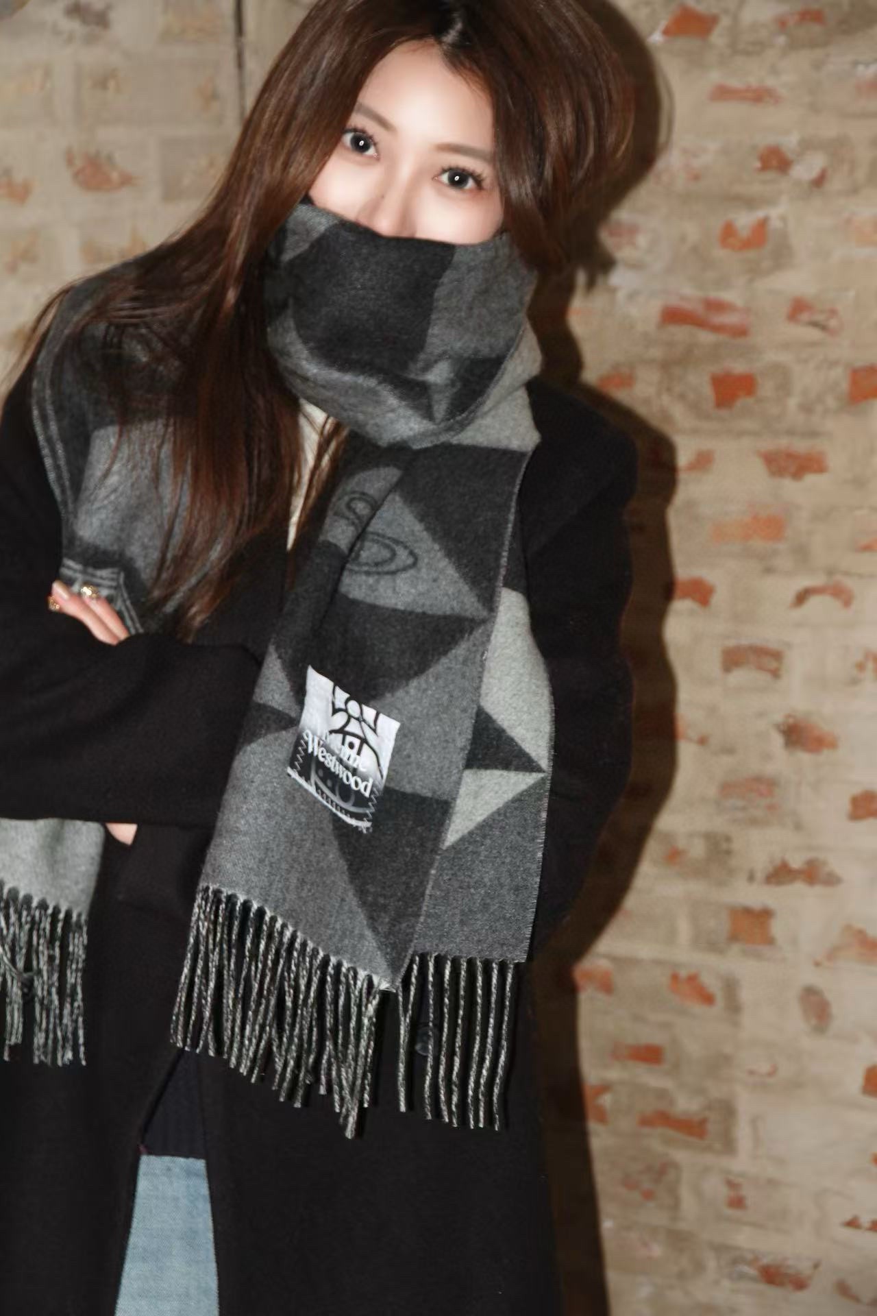 🆕𝐕𝐢𝐯𝐢𝐞𝐧𝐧𝐞 𝐖𝐞𝐬𝐭𝐰𝐨𝐨𝐝🪐顶级品质英国朋克教母“西太后”最爱的土星❗❗从精神上，Vivenn