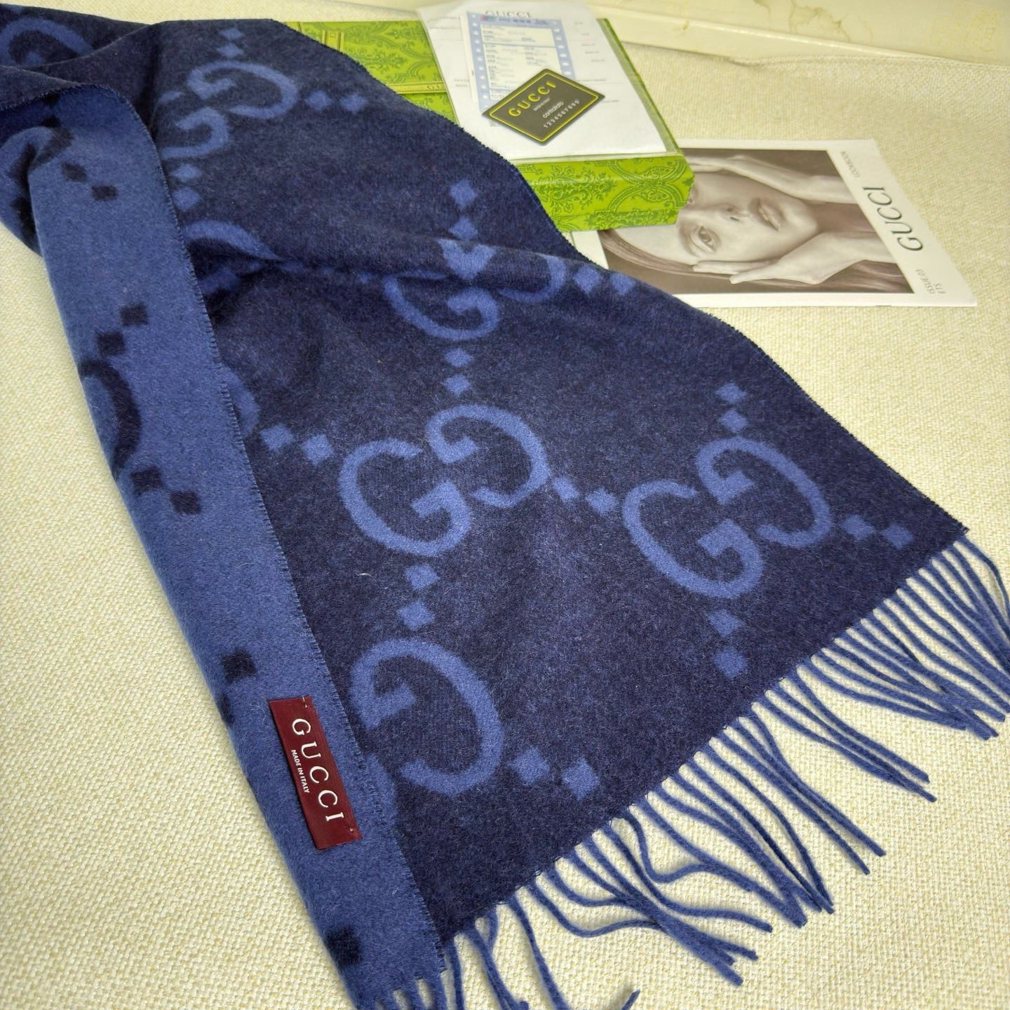 🆕Gucci大G双面羊绒围巾 Size：45*200cm 100%羊绒G家难得纯羊绒出品！超洋气大G提花