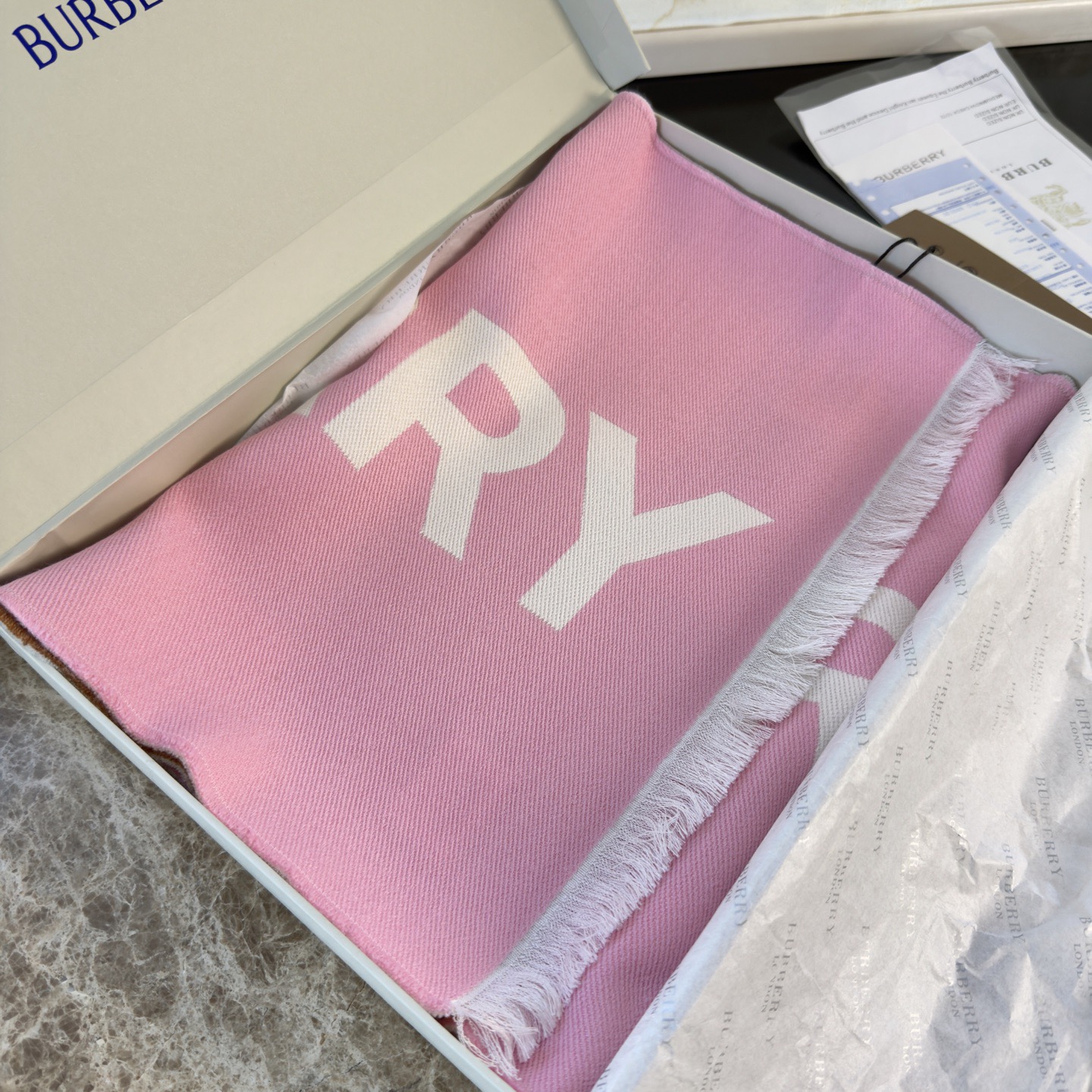 🆕Bur难得尾单，Qc盯了一个月才拿出来的重磅极品好货，国内专柜没上的款，牛气满满TB系列限量款❗️双面