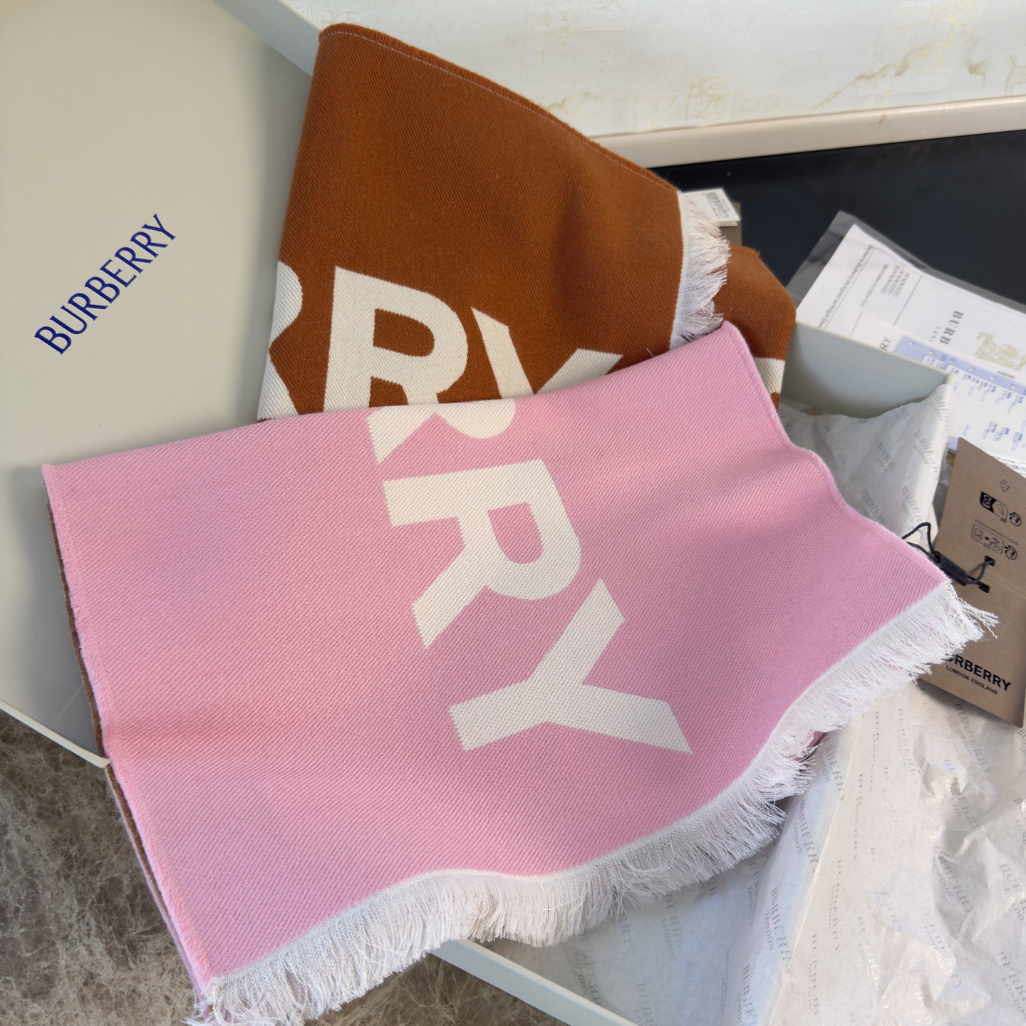 🆕Bur难得尾单，Qc盯了一个月才拿出来的重磅极品好货，国内专柜没上的款，牛气满满TB系列限量款❗️双面