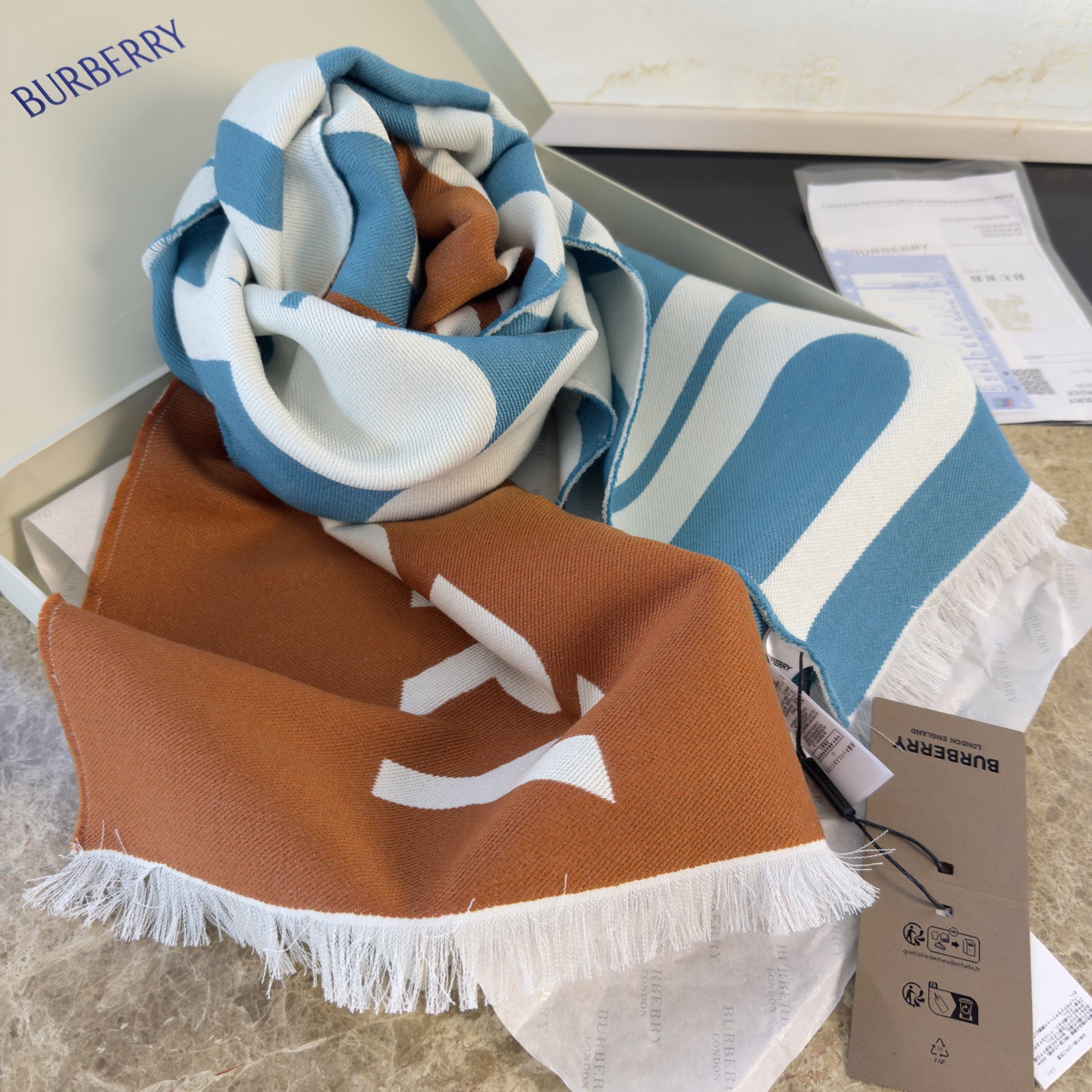 🆕Bur难得尾单，Qc盯了一个月才拿出来的重磅极品好货，国内专柜没上的款，牛气满满TB系列限量款❗️双面