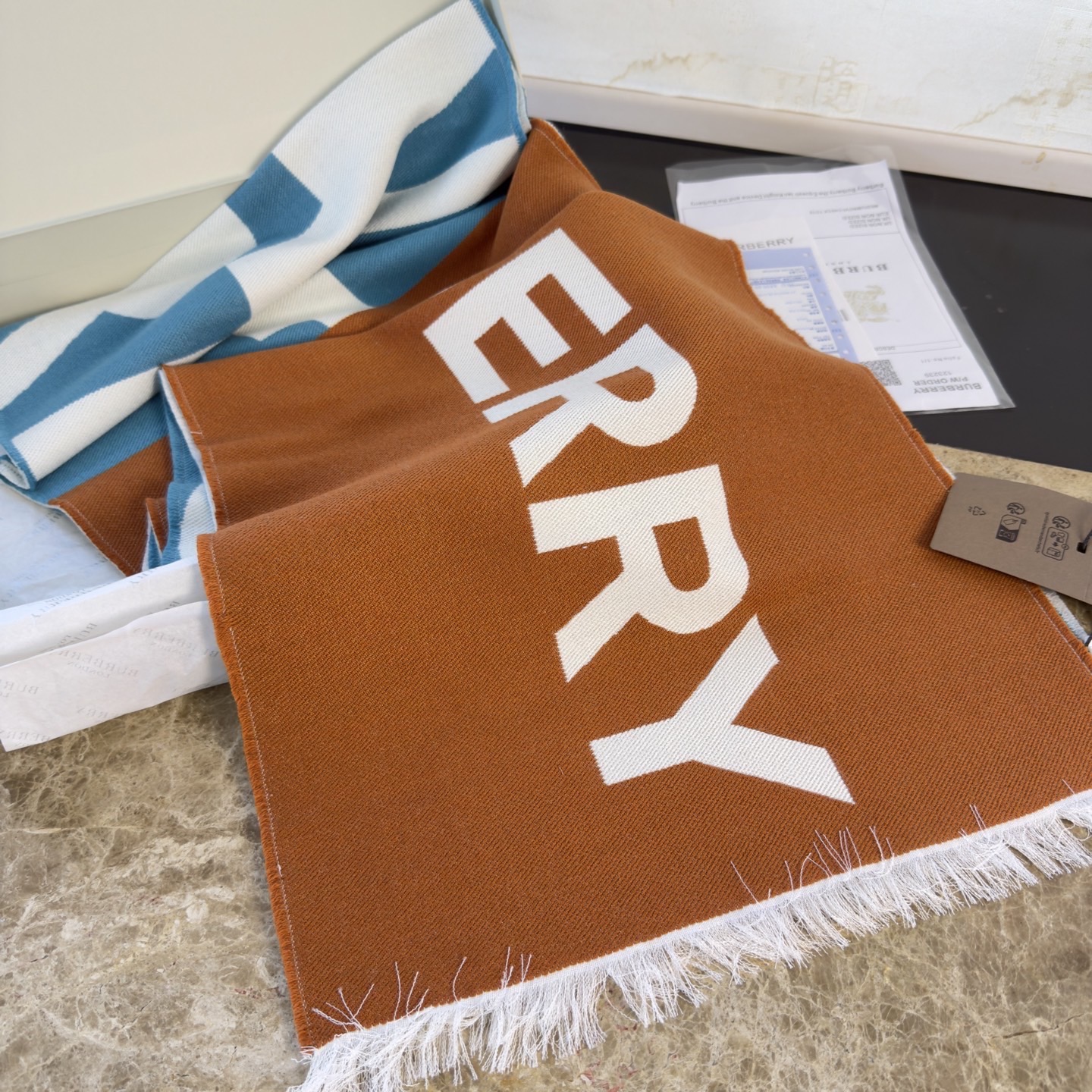 🆕Bur难得尾单，Qc盯了一个月才拿出来的重磅极品好货，国内专柜没上的款，牛气满满TB系列限量款❗️双面