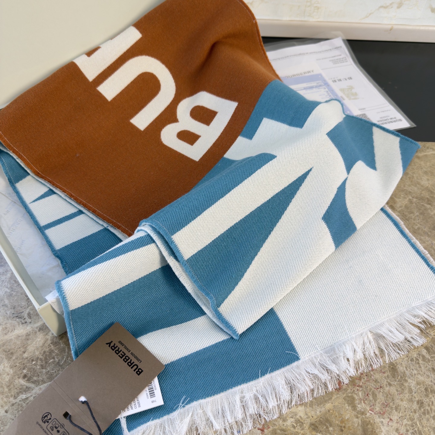 🆕Bur难得尾单，Qc盯了一个月才拿出来的重磅极品好货，国内专柜没上的款，牛气满满TB系列限量款❗️双面