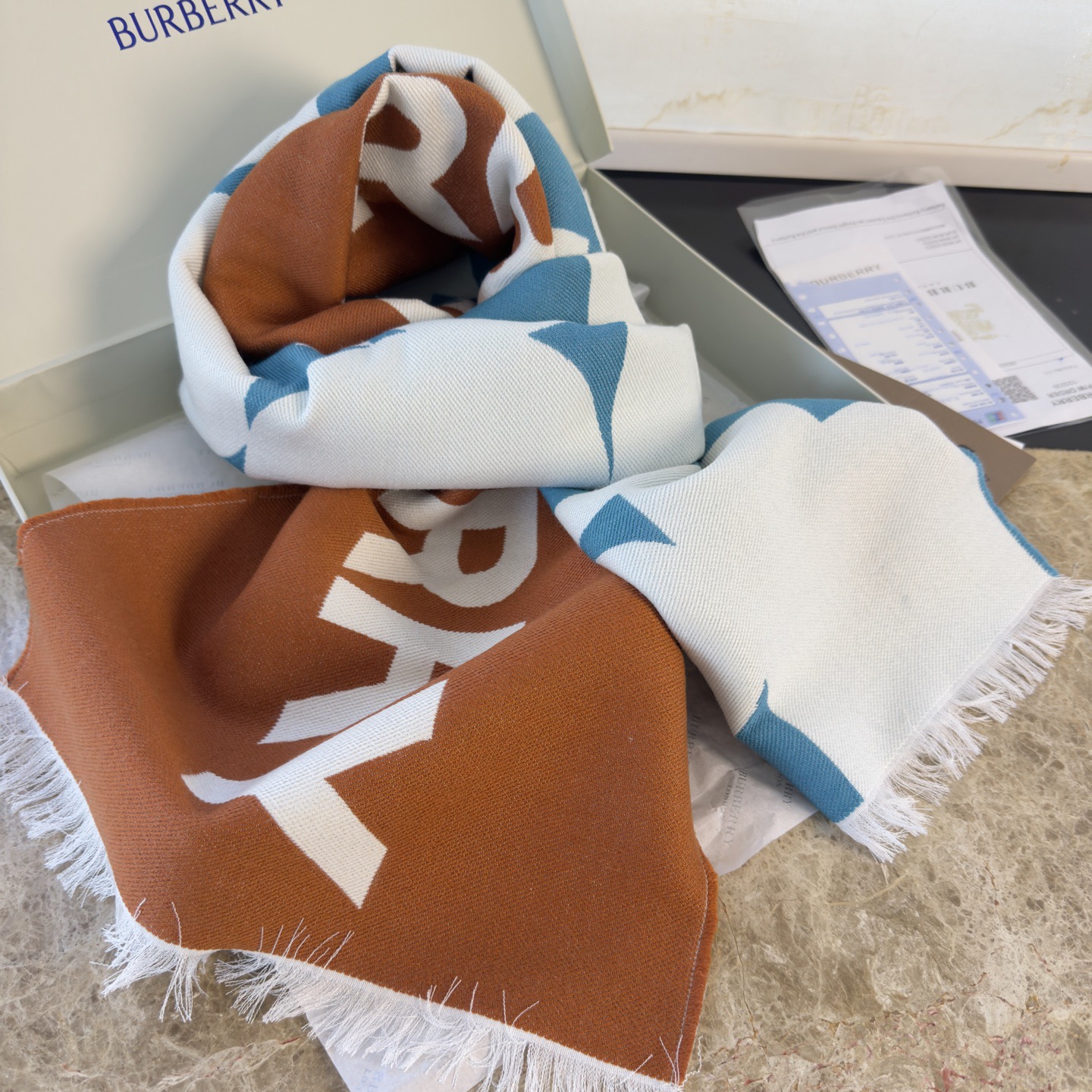 🆕Bur难得尾单，Qc盯了一个月才拿出来的重磅极品好货，国内专柜没上的款，牛气满满TB系列限量款❗️双面