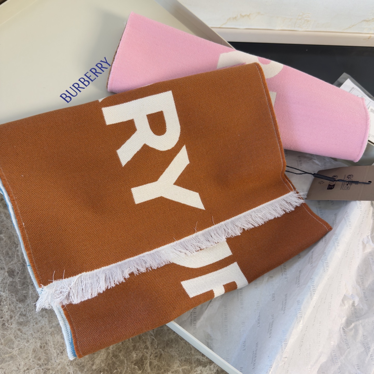 🆕Bur难得尾单，Qc盯了一个月才拿出来的重磅极品好货，国内专柜没上的款，牛气满满TB系列限量款❗️双面