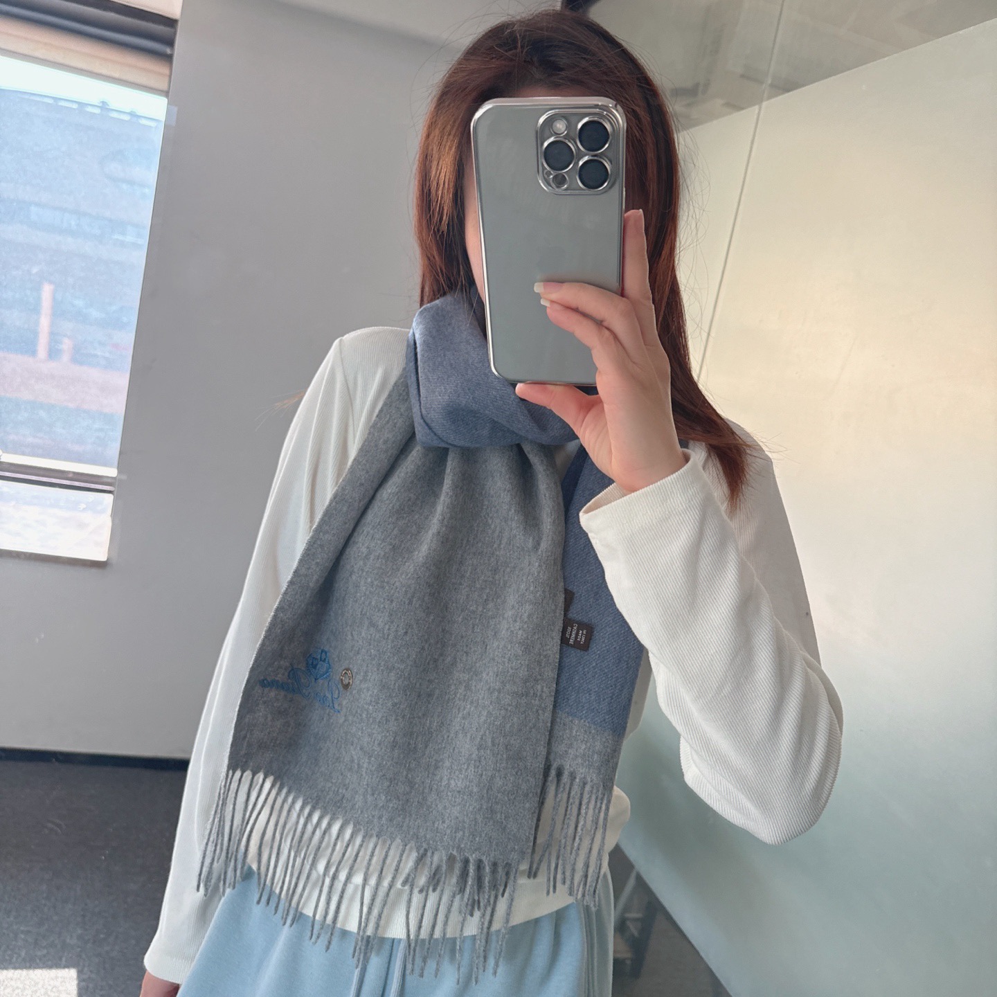 🆕Loro Piana · 诺悠翩雅❗️【贸易公司尾单,极品拼色小围巾】送人自留都太高大上了😍重磅上新,爆款爆款,出口意 🆕Loro Piana · 诺悠翩雅❗️【贸易公司尾单,极品拼色小围巾】送人自留都太高大上了😍重磅上新,爆款爆款,出口意