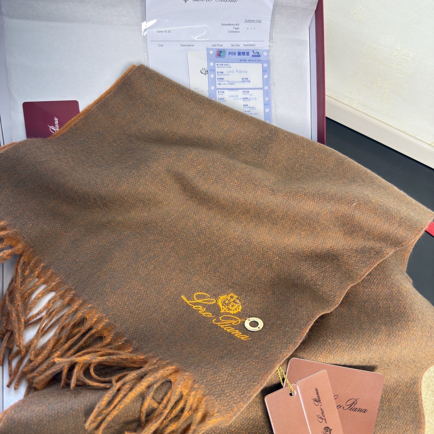 🆕Loro Piana · 诺悠翩雅【贸易公司尾单，极品双面山羊绒围巾披肩】送人自留都太高大上了😍重磅上新，爆款爆款，渠