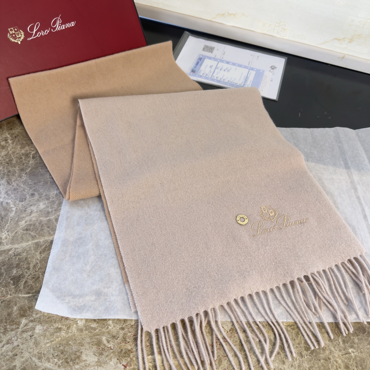 🆕Loro Piana · 诺悠翩雅❗️【贸易公司尾单,极品拼色小围巾】送人自留都太高大上了😍重磅上新,爆款爆款,出口意 🆕Loro Piana · 诺悠翩雅❗️【贸易公司尾单,极品拼色小围巾】送人自留都太高大上了😍重磅上新,爆款爆款,出口意