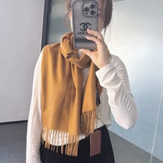🆕Loro Piana · 诺悠翩雅秋冬新品❗️超级夯货 重磅来袭❗️【极品山羊绒小围巾】送人自留都太高大上了😍重磅上新 🆕Loro Piana · 诺悠翩雅秋冬新品❗️超级夯货 重磅来袭❗️【极品山羊绒小围巾】送人自留都太高大上了😍重磅上新