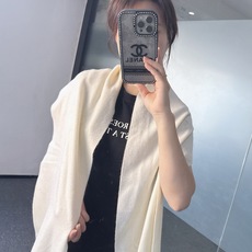 🆕Loro Piana · 诺悠翩雅秋冬新品❗️超级夯货 重磅来袭❗️【极品山羊绒小围巾】送人自留都太高大上了😍重磅上新 🆕Loro Piana · 诺悠翩雅秋冬新品❗️超级夯货 重磅来袭❗️【极品山羊绒小围巾】送人自留都太高大上了😍重磅上新