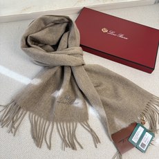 🆕Loro Piana · 诺悠翩雅秋冬新品❗️超级夯货 重磅来袭❗️【极品山羊绒小围巾】送人自留都太高大上了😍重磅上新 🆕Loro Piana · 诺悠翩雅秋冬新品❗️超级夯货 重磅来袭❗️【极品山羊绒小围巾】送人自留都太高大上了😍重磅上新