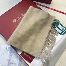 🆕Loro Piana · 诺悠翩雅秋冬新品❗️超级夯货 重磅来袭❗️【极品山羊绒小围巾】送人自留都太高大上了😍重磅上新 🆕Loro Piana · 诺悠翩雅秋冬新品❗️超级夯货 重磅来袭❗️【极品山羊绒小围巾】送人自留都太高大上了😍重磅上新