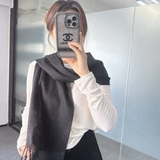 🆕Loro Piana · 诺悠翩雅秋冬新品❗️超级夯货 重磅来袭❗️【极品山羊绒小围巾】送人自留都太高大上了😍重磅上新 🆕Loro Piana · 诺悠翩雅秋冬新品❗️超级夯货 重磅来袭❗️【极品山羊绒小围巾】送人自留都太高大上了😍重磅上新