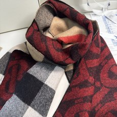 🆕❗️高版合股纱 · 法国的外贸订单 ❗️Bur经典款TB典藏款系列❗️提花精纺羊绒围巾,产自苏格兰工坊,装饰格纹拼品牌 🆕❗️高版合股纱 · 法国的外贸订单 ❗️Bur经典款TB典藏款系列❗️提花精纺羊绒围巾,产自苏格兰工坊,装饰格纹拼品牌