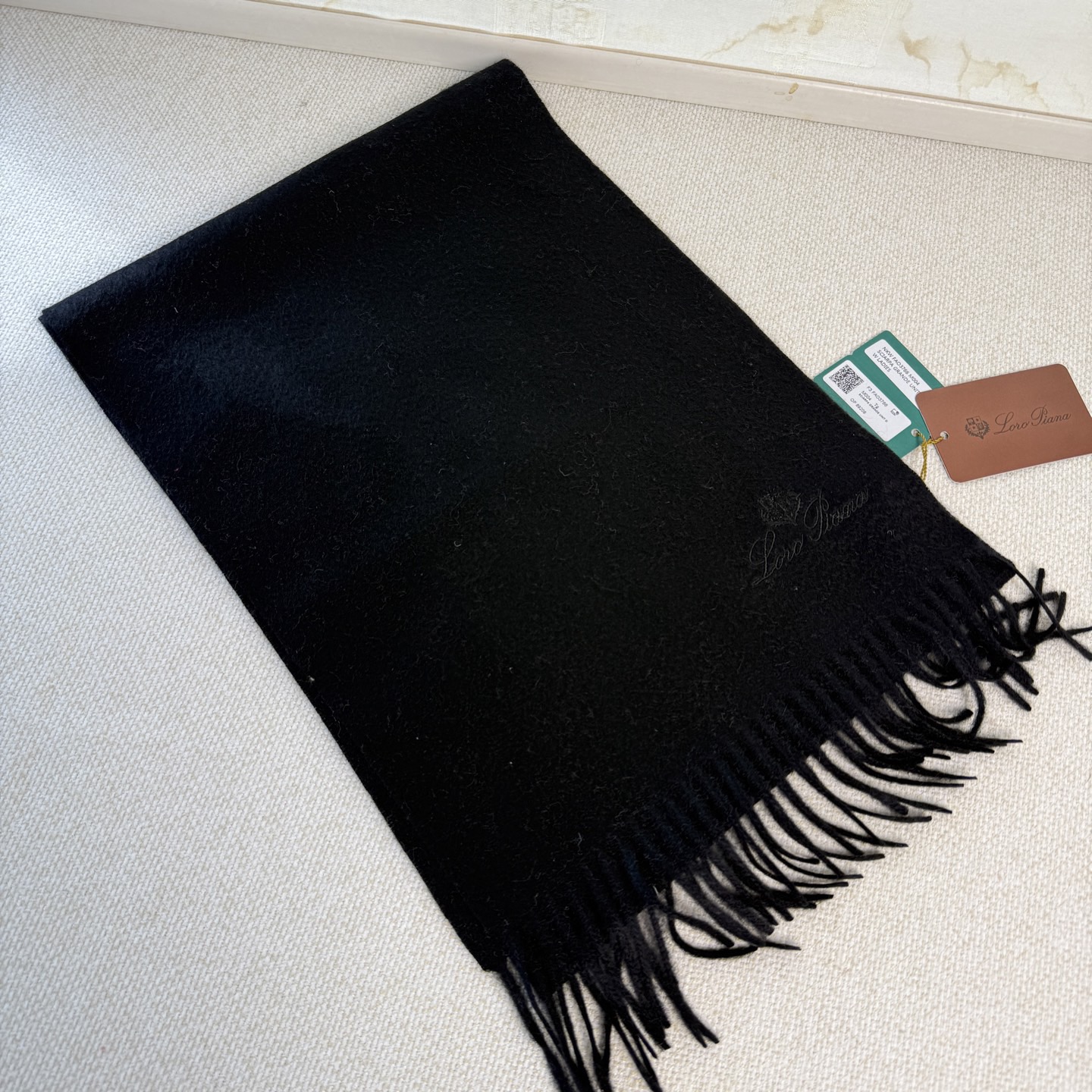 🆕Loro Piana · 诺悠翩雅秋冬新品❗️超级夯货 重磅来袭❗️【极品山羊绒小围巾】送人自留都太高大上了😍重磅上新