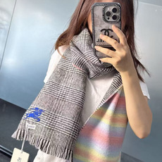 🆕 【▪Burberry · 巴宝莉双面格纹彩虹围巾❗️难得一见的温柔配色,低调又不失优雅❗】重点推荐❗ 一面条纹格子, 🆕 【▪Burberry · 巴宝莉双面格纹彩虹围巾❗️难得一见的温柔配色,低调又不失优雅❗】重点推荐❗ 一面条纹格子,