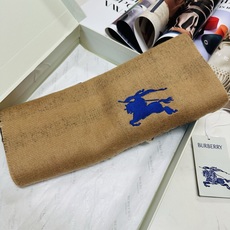 🆕Burberry最新款双面两用马术骑士徽标拼格纹羊绒围巾,这款含金量很高,双面刺绣工艺,印花工艺加提花工艺,大密度双面 🆕Burberry最新款双面两用马术骑士徽标拼格纹羊绒围巾,这款含金量很高,双面刺绣工艺,印花工艺加提花工艺,大密度双面