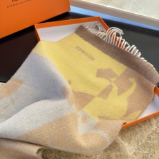 🆕 【▪Hermes · 爱马仕提花围巾,精致的温柔配色,超级迷恋❗️气质低调恬静又不失优雅❗️】重点推荐❗️高级舒适时 🆕 【▪Hermes · 爱马仕提花围巾,精致的温柔配色,超级迷恋❗️气质低调恬静又不失优雅❗️】重点推荐❗️高级舒适时