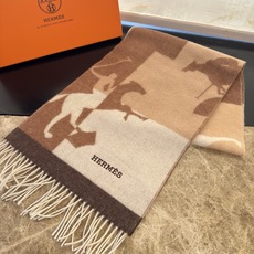 🆕 【▪Hermes · 爱马仕提花围巾,精致的温柔配色,超级迷恋❗️气质低调恬静又不失优雅❗️】重点推荐❗️高级舒适时 🆕 【▪Hermes · 爱马仕提花围巾,精致的温柔配色,超级迷恋❗️气质低调恬静又不失优雅❗️】重点推荐❗️高级舒适时