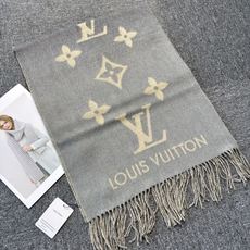 🆕Louis Vuitton · REYKJAVIK GRADIENT渐变羊绒围巾❗️【全品相订单,每个颜色都对应官网型 🆕Louis Vuitton · REYKJAVIK GRADIENT渐变羊绒围巾❗️【全品相订单,每个颜色都对应官网型